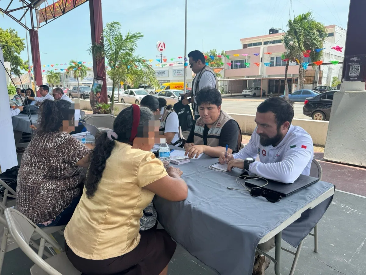 State authorities meeting with families of missing persons in Quintana Roo