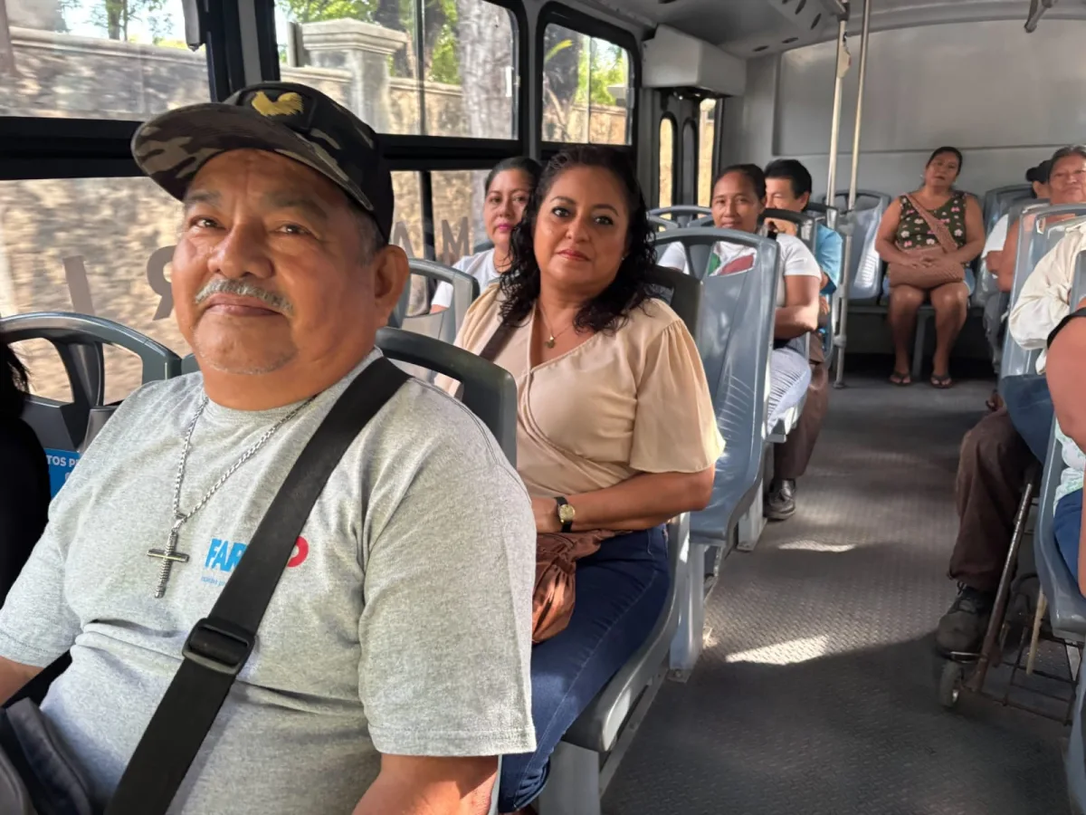 Unidad de transporte público en Chetumal