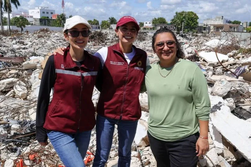 Terreno del antiguo Hospital General de Cancún tras la demolición