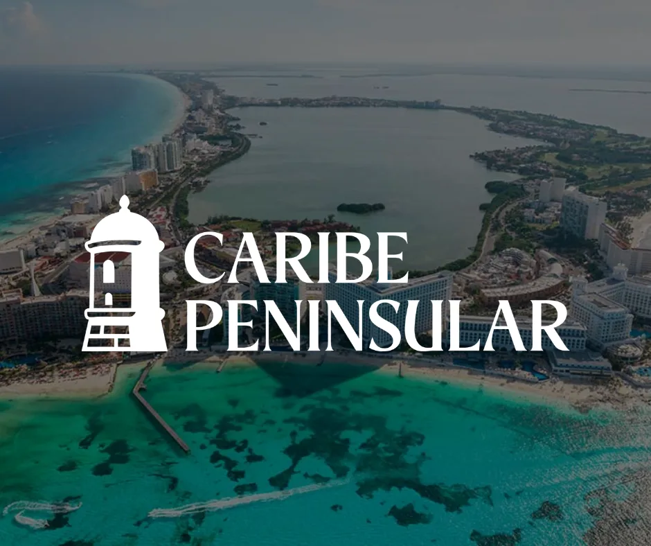 Obras del Distribuidor Vial Kukulcán a la entrada de la Zona Hotelera de Cancún