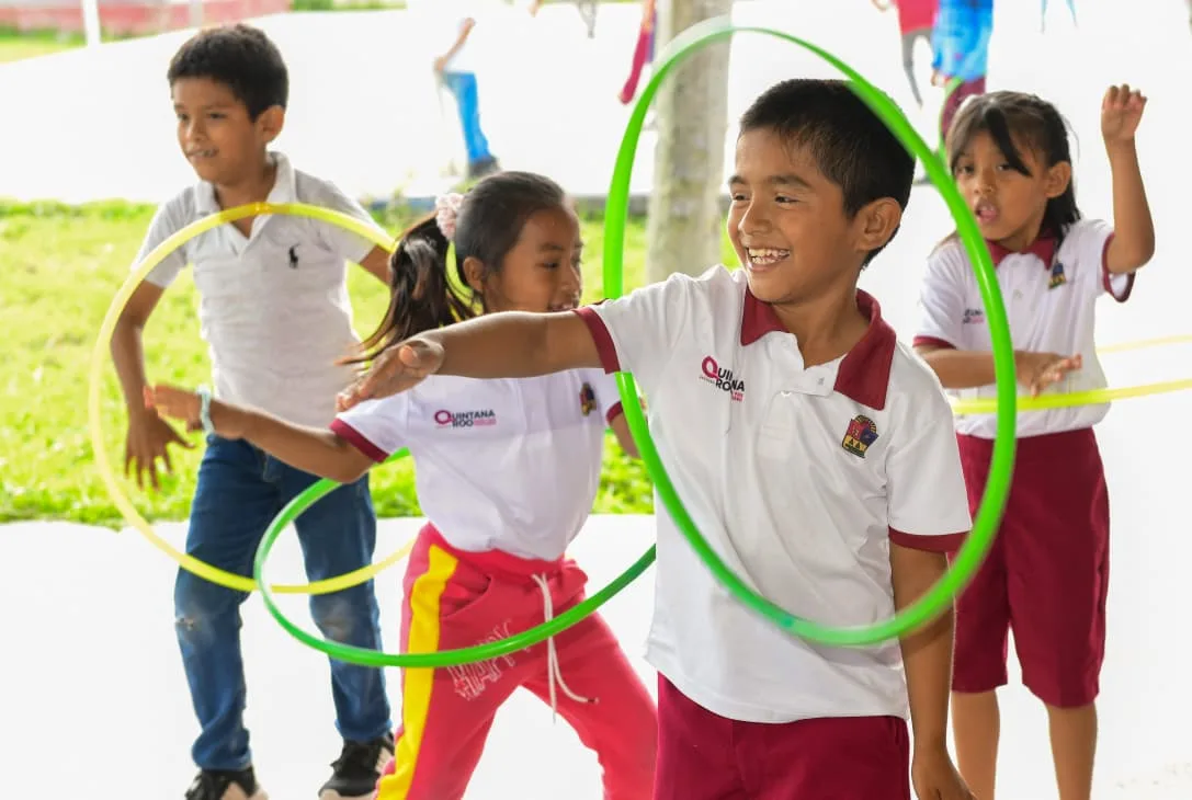 Quintana Roo basic education students head out for summer break